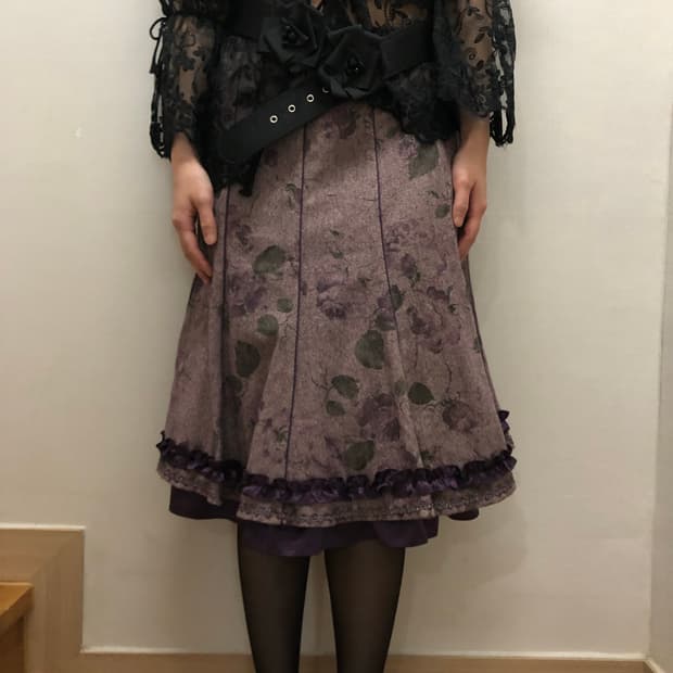 빈티지 퍼플 플라워 미디 스커트