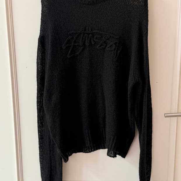 스투시(Stussy) 루즈 니트 로고 스웨터