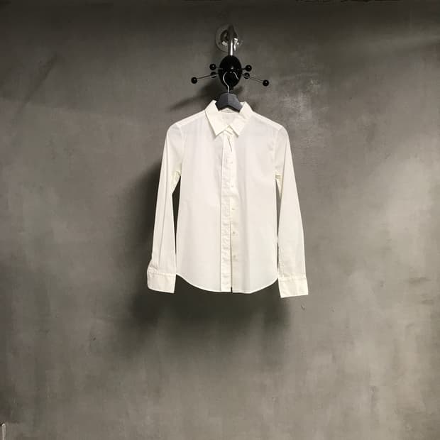 프라다 셔츠 화이트 38(W)