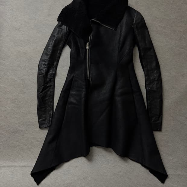 릭오웬스 램스킨 비대칭 롱무스탕