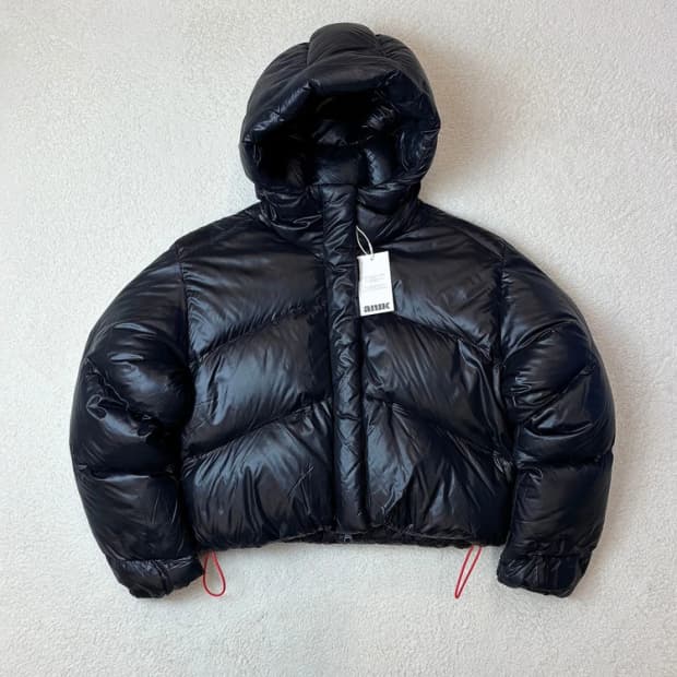 아웃도어리서치 글로시 크롭 푸퍼 패딩 PN6043