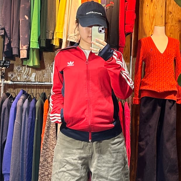 L 아디다스 유로파 레드 & 네이비 배색 트랙탑