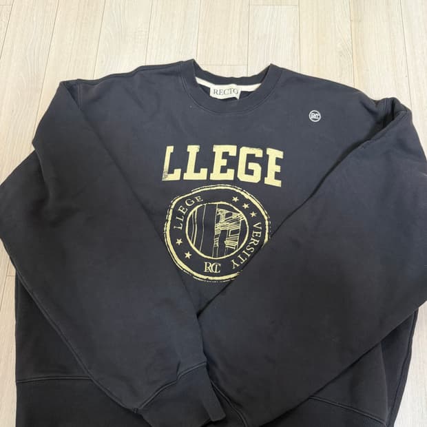 렉토 맨투맨 판매합니다