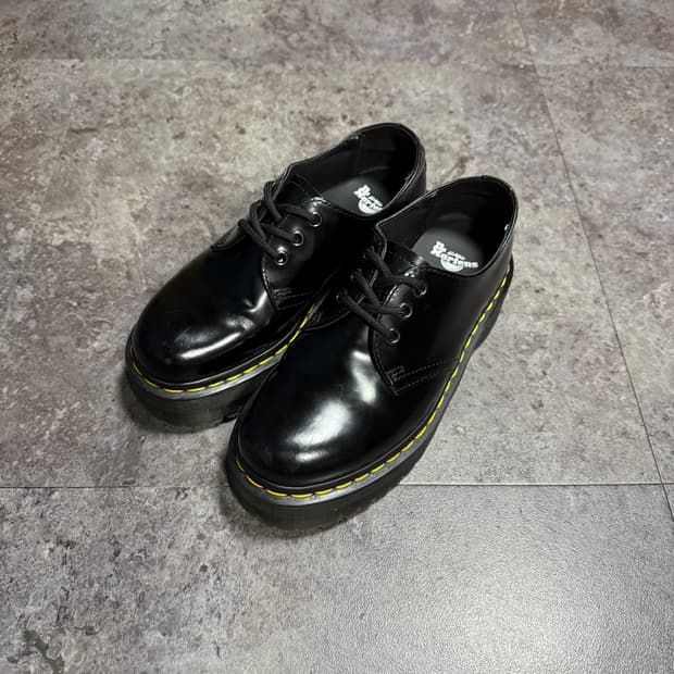 닥터마틴 1461 쿼드 230