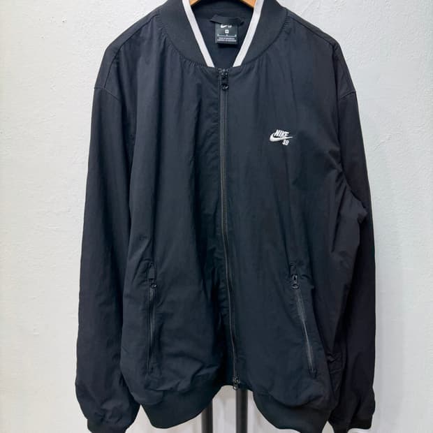 정품) 나이키 SB 블랙 우븐 봄버 자켓 M