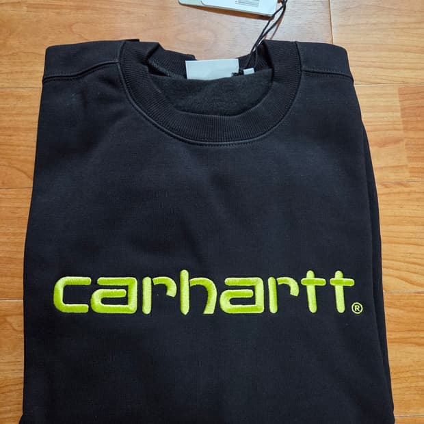 칼하트.네온로고 맨투맨 블랙/라임컬러