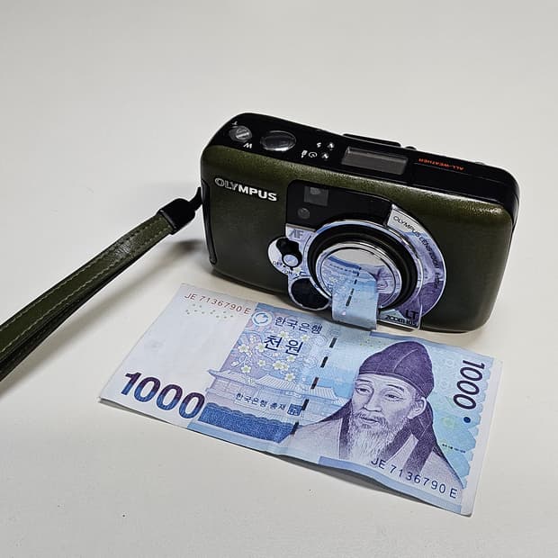 작례O 극희소 최상위 트림 명품 올림푸스 lt zoom 105 필름카메라