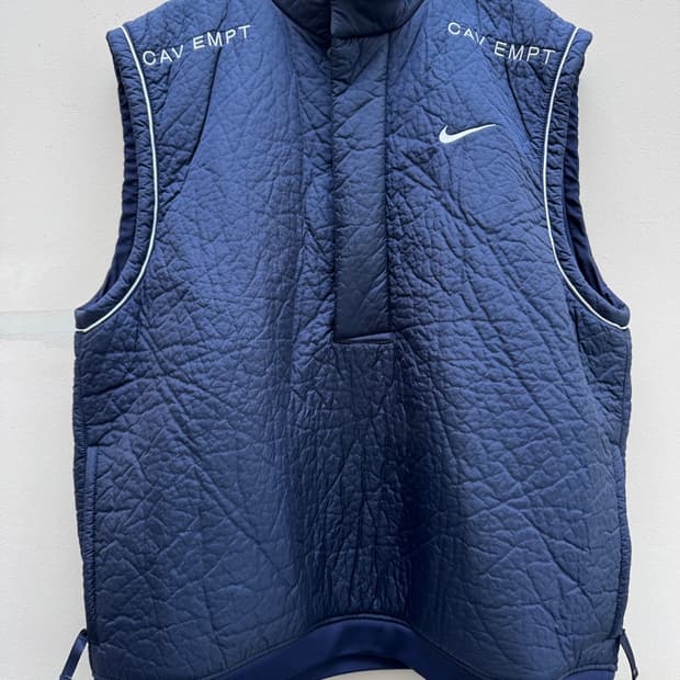 카브엠트 x 나이키 베스트 네이비 조끼  Nike x  CAV EMPT