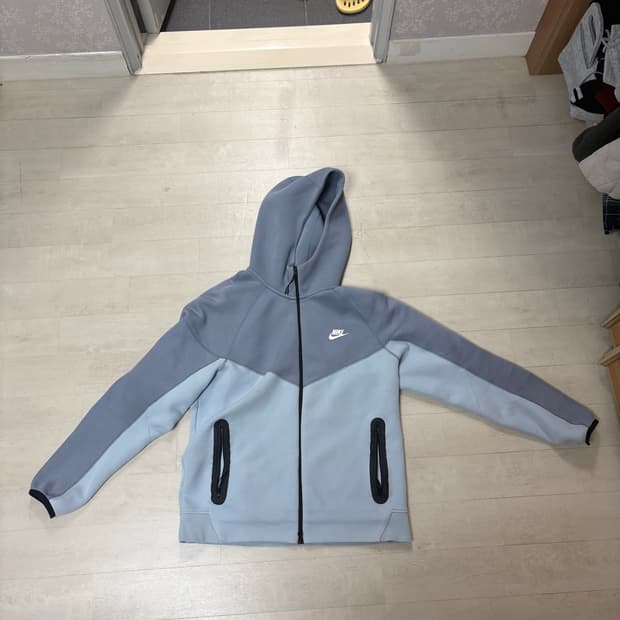 나이키 테크플리스 스카이블루
