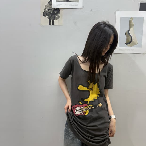 히스테릭 글래머 우드스탁 롱 티셔츠