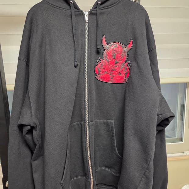 슈프림 데몬 후드집업 xl