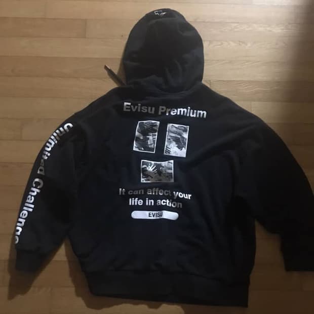 에비수 후드티