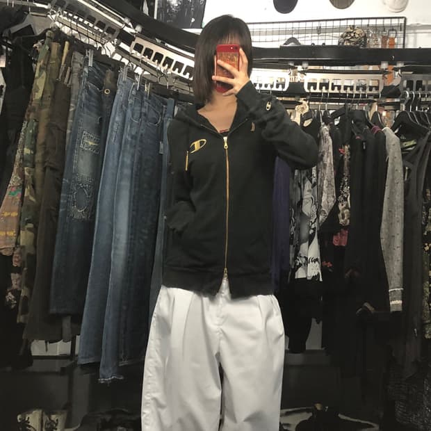Dress Camp 골드 자수 포인트 후드집업