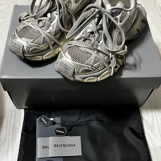 발렌시아가 3XL 에그쉘 43사이즈