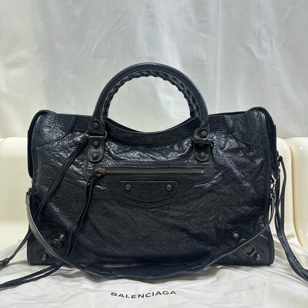 [A+ 정품] 발렌시아가 시티 모터백 미디움 블랙