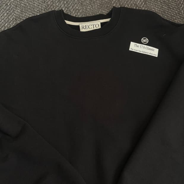 렉토 x 뉴발란스 맨투맨 블랙