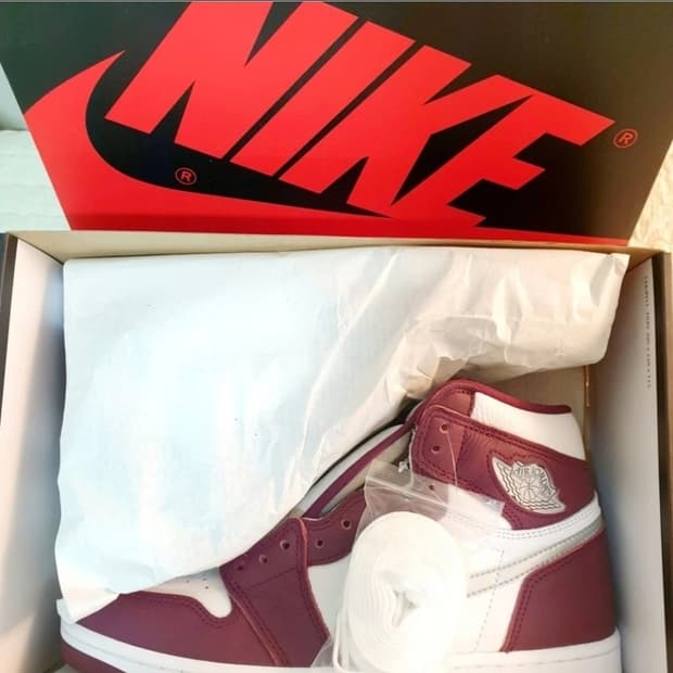 [265] 새 상품_조던 1 레트로 하이 OG 보르도
