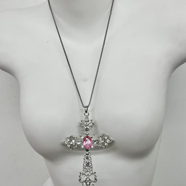 키치 큐빅 십자가 네크리스