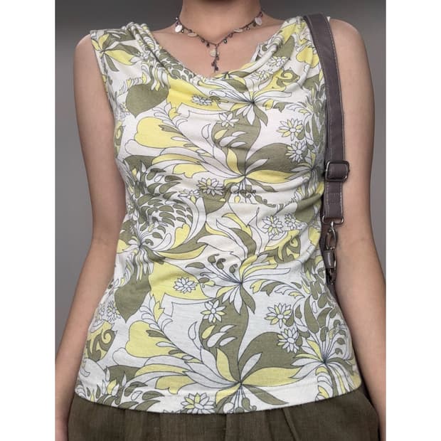 빈티지 오리엔탈 슬리브리스