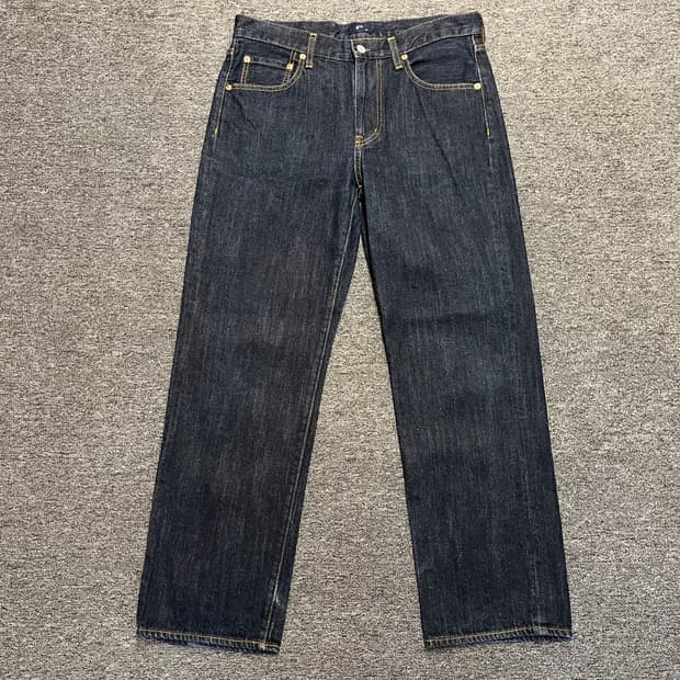 [32~33] GU 지유 스트레이트핏 데님진 