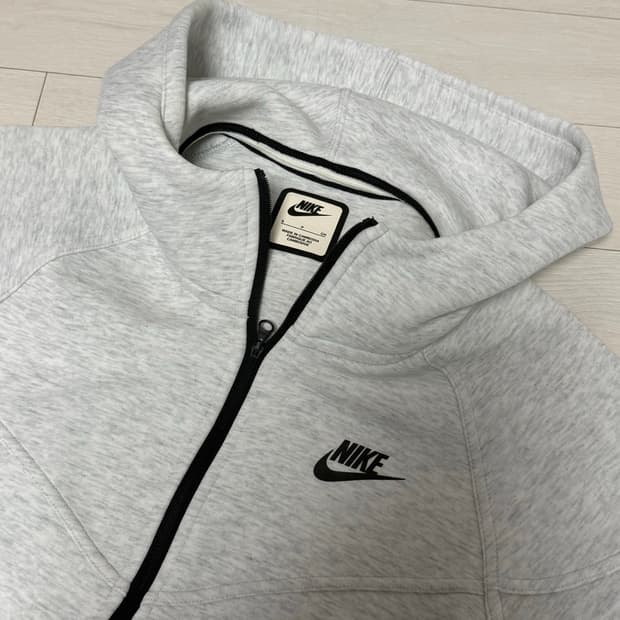 나이키 테크팩 오트밀 흰색 S