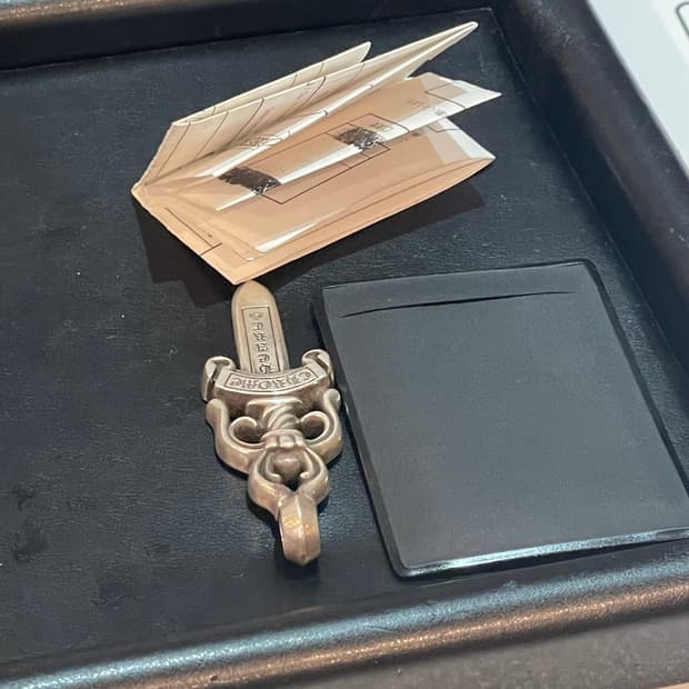 크롬하츠 라지 대거 펜던트