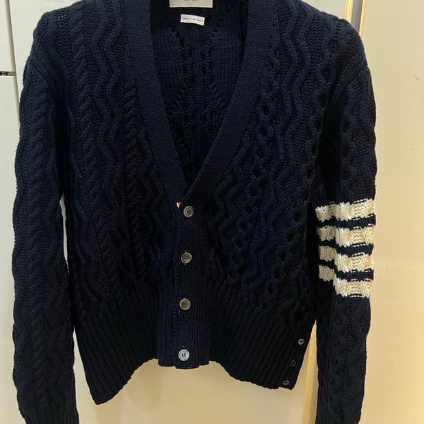 톰브라운 케이블 울가디건 4사이즈 (새상품급)