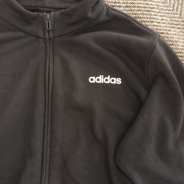 아디다스 빅로고 후드집업