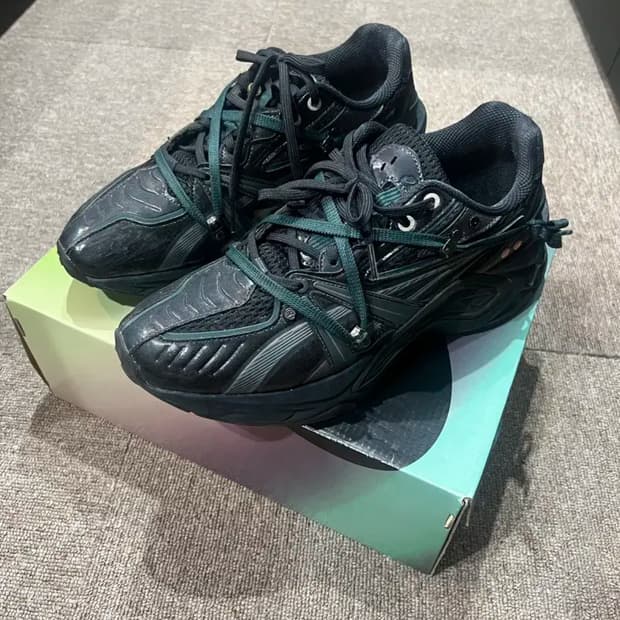 아식스 앤더슨벨 265