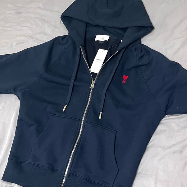 새상품 아미 후드집업 정품 아닐시환불