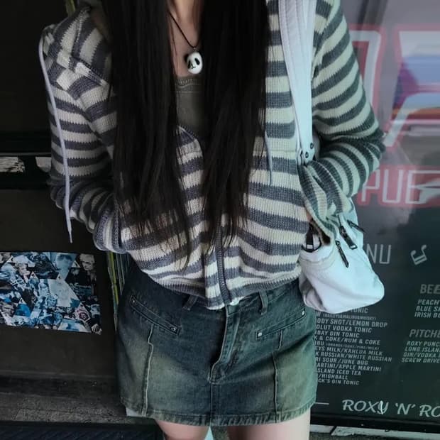 그레이 스트라이프 니트 후드집업