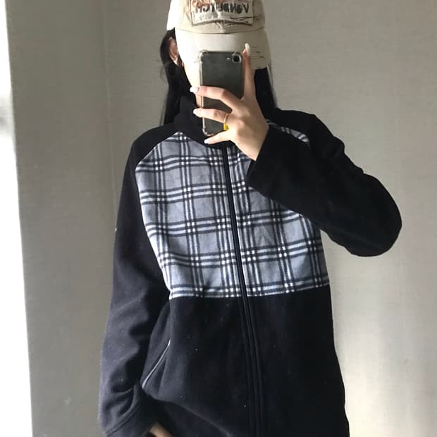 버버리 노바체크 후리스