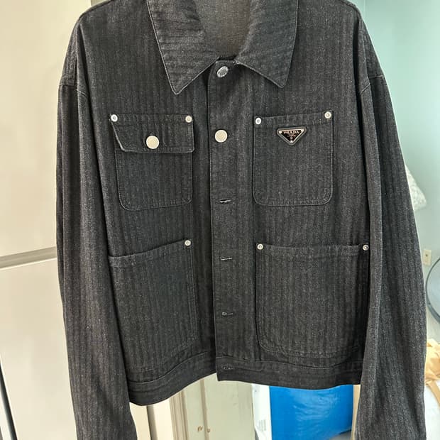 [L] 프라다 쉐브론 데님 블루종 자켓 블랙