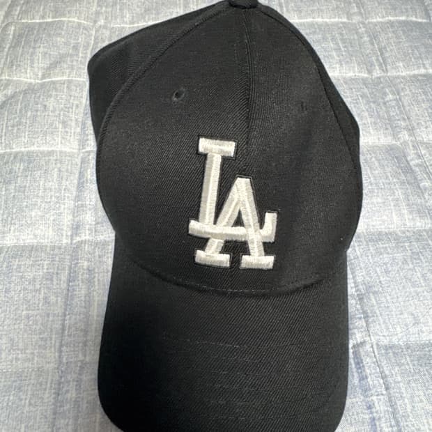 Mlb 볼캡 판매합니다