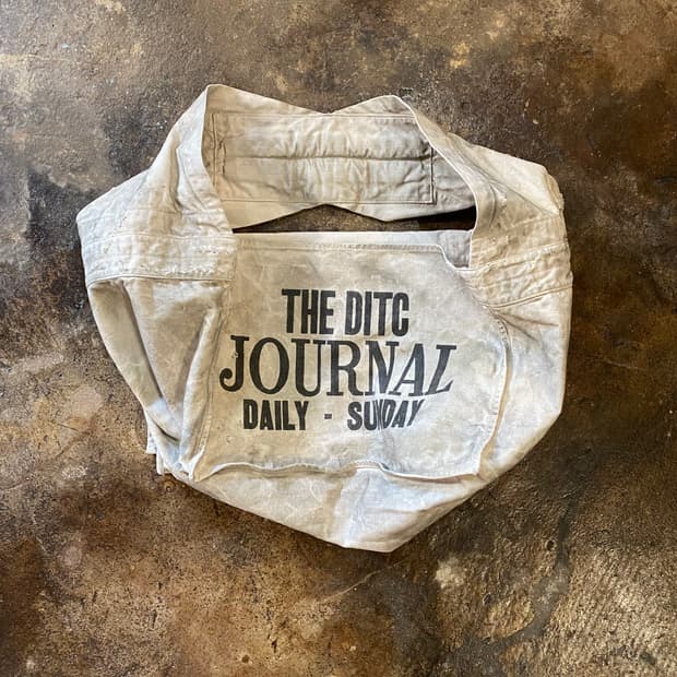 Bowwow newspaper bag