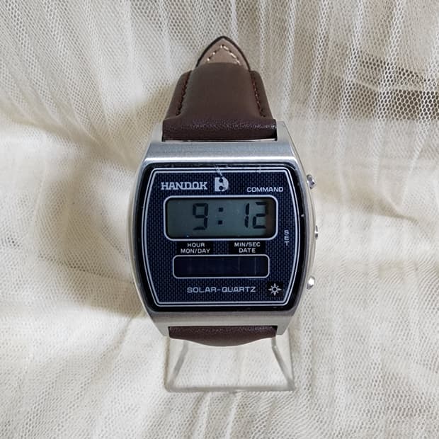 80s 한독 빈티지 솔라 쿼츠 전자시계