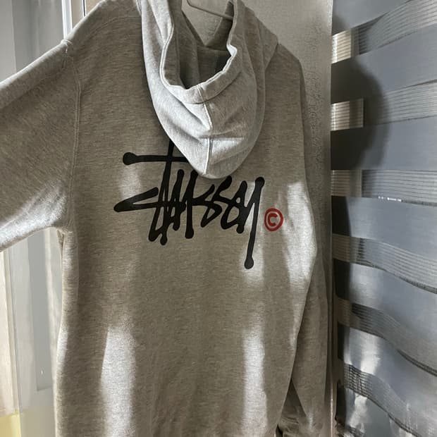 스투시 후드티 팔아요