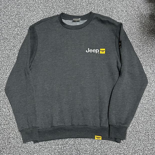 (100) 지프 맨투맨