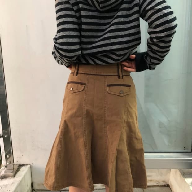 deep beige flared cotton skirt
