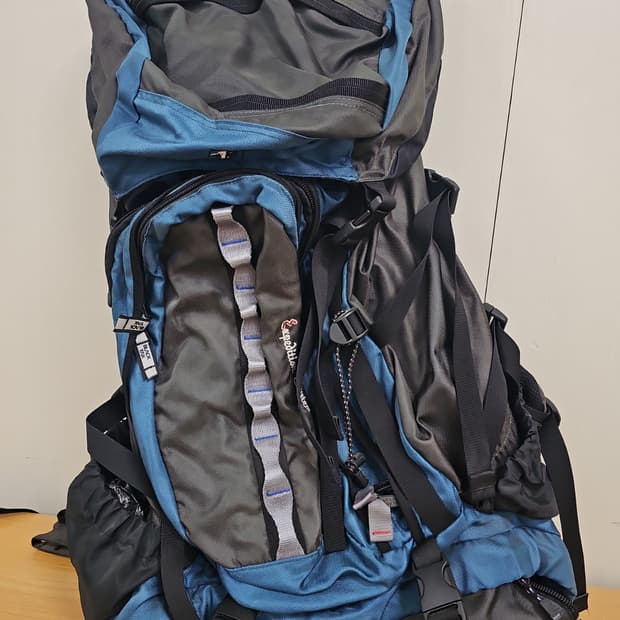 블랙야크 정품 105리터 특대형 배낭 등산배낭 팝니다