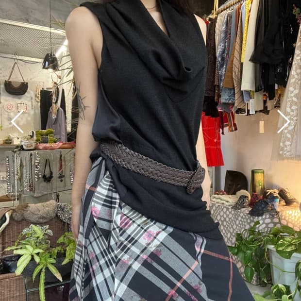Hiroko koshino 탑