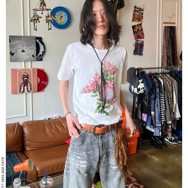 1990s JANE CHAO Floral Art 1/2 T-Shirt