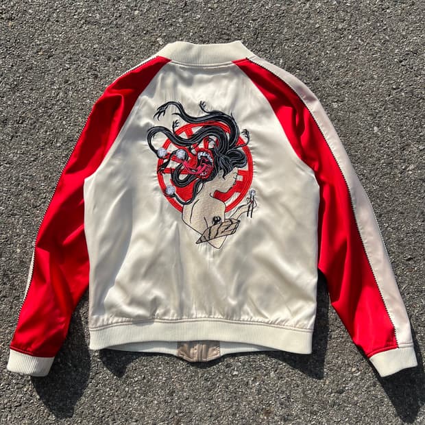 오프닝세레모니 양면 요괴 스카잔