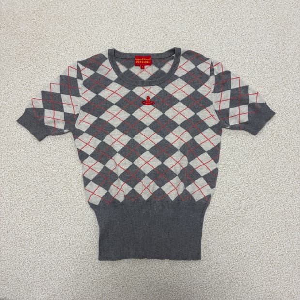 비비안웨스트우드 아가일 반팔 니트