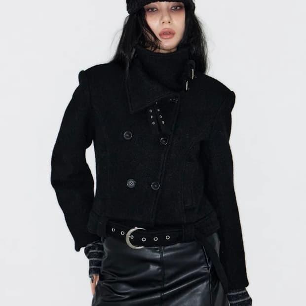 낫노잉 더블 버튼 하이넥 숏 코트 블랙