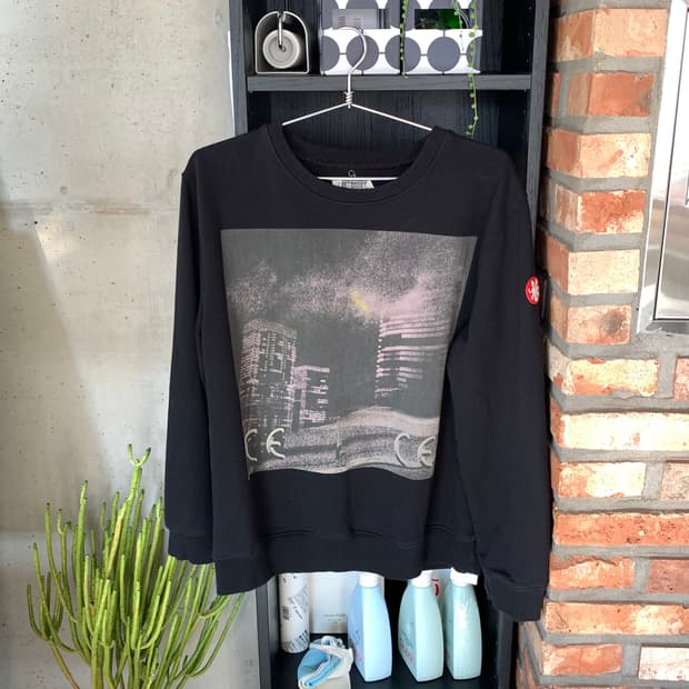 Cavempt 카브엠트 스웻셔츠