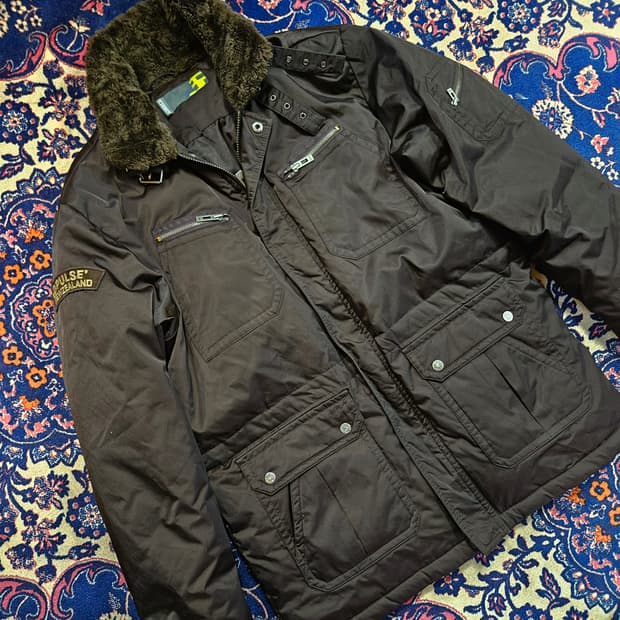 디펄스(D-PULSE) in Japan 브라운 덕다운 헌팅 점퍼