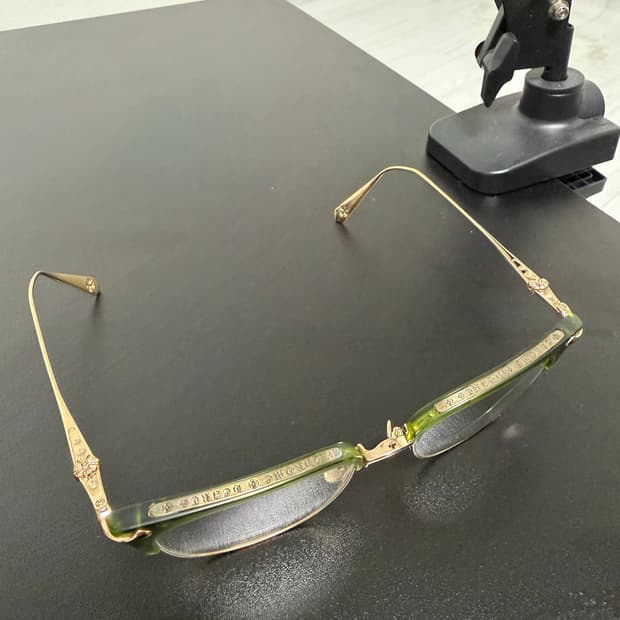 크롬하츠 슬런트레딕션 54 그린 프레임