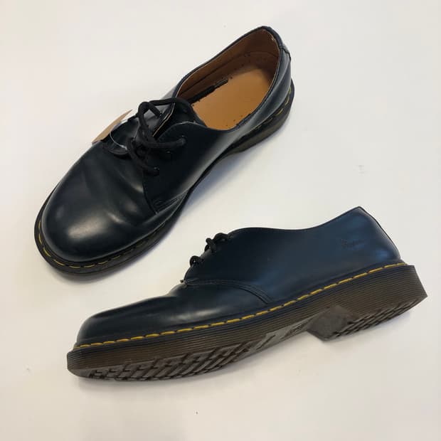 닥터마틴 3홀 로퍼