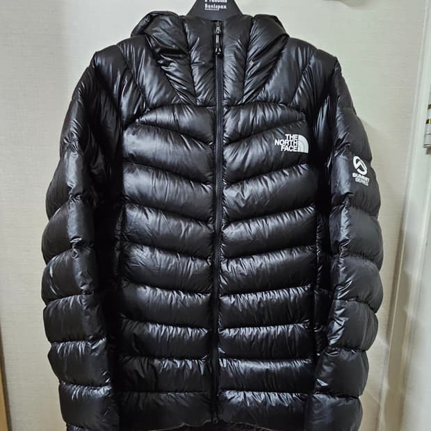 새 상품) 노스페이스 써밋 마테호른 rds 다운 자켓 리얼 블랙
